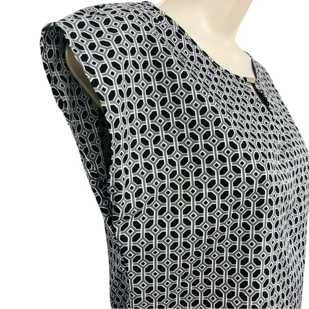Banana Republic Black Gray Geometric Trellis Print Popover Top Split Scoop Neck